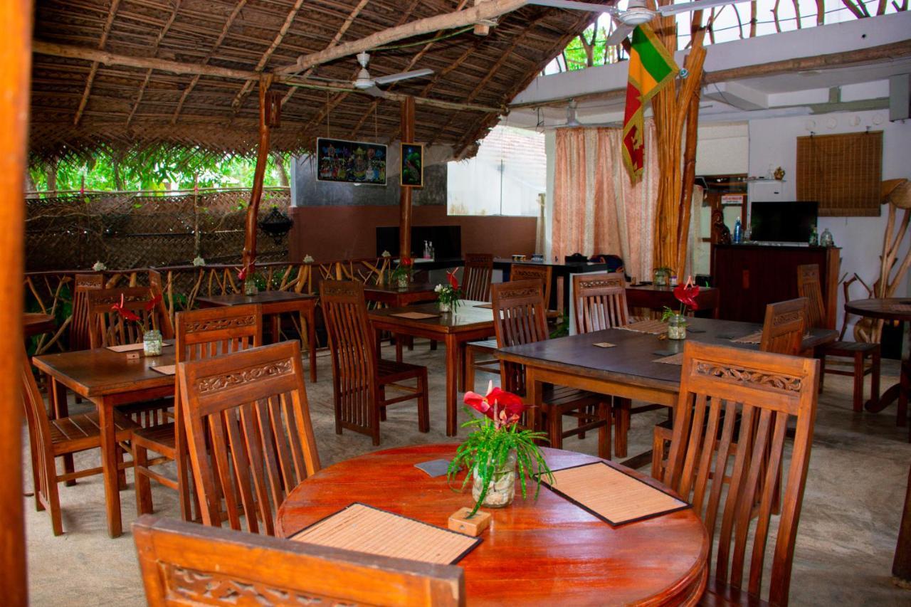Turtle Paradise Tangalle Exterior photo