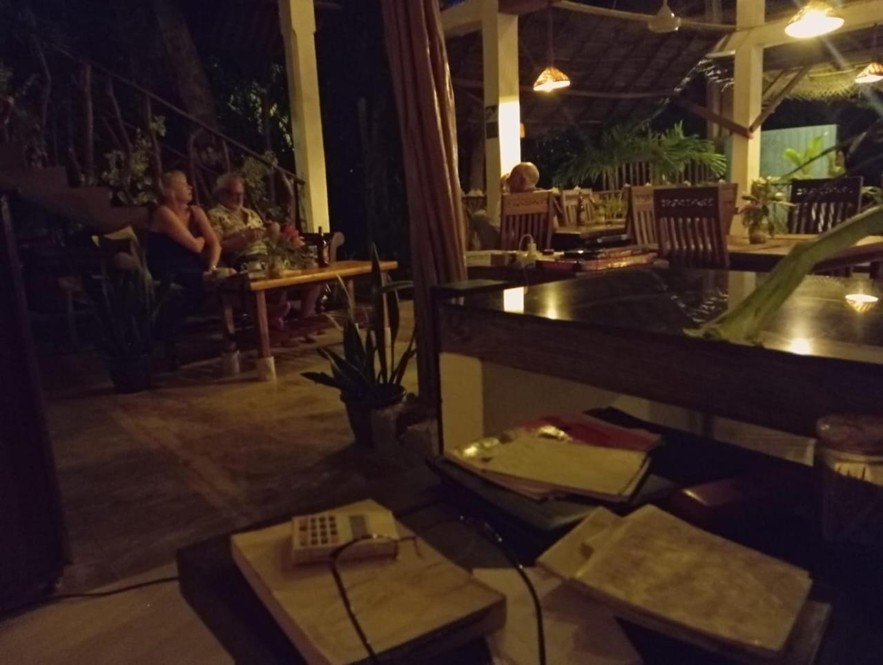 Turtle Paradise Tangalle Exterior photo